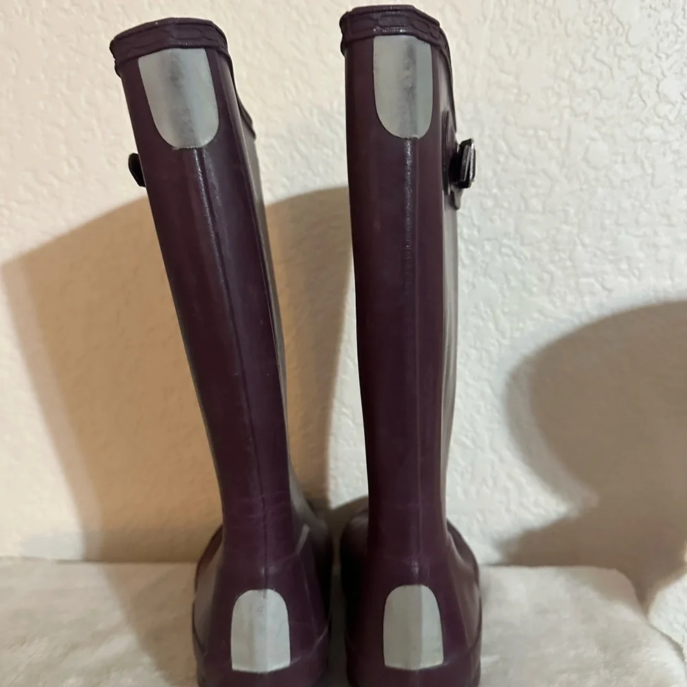 Hunter‎ Purple Tall Rain Boots
